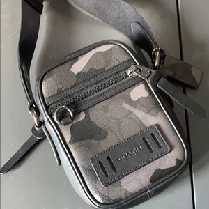 Coach Houston Signature Logo Flight Charcoal